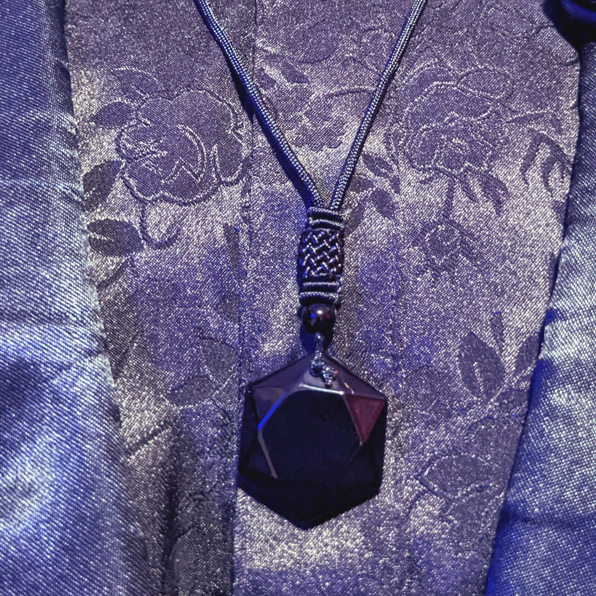 obsidian-dandy-gemstone-necklace-OD2262_c